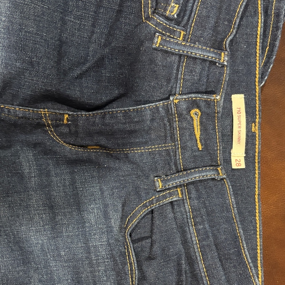 Levi's Women's Dark Blue Skinny Jeans